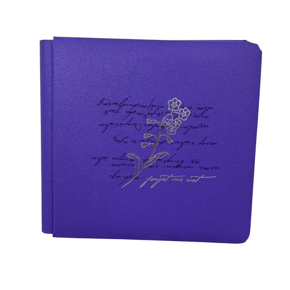 CREATIVE MEMORIES Forget Me Not Triumph Purple 7x7 Scrapbook Album USA 2003